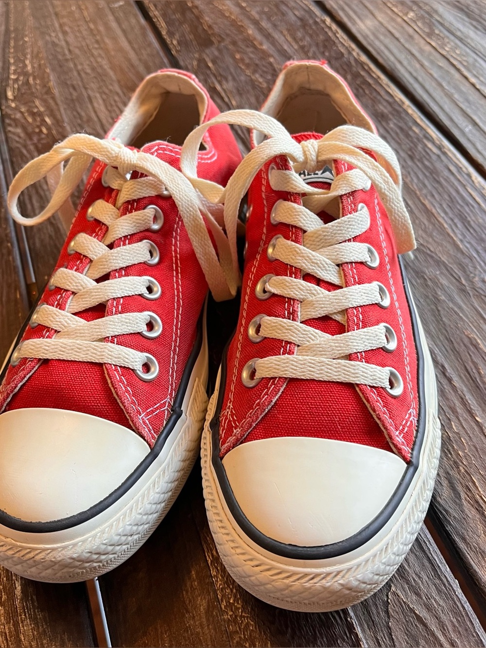 Converse All Star Red Canvas Low Top Lace Up Sneakers Men 5 Women 7